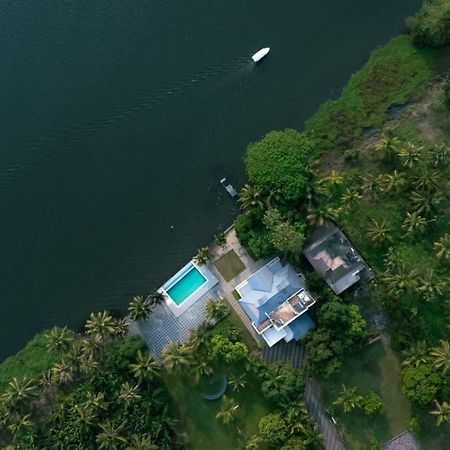 Riveria Portico - River Side 6 Bedroom Private Pool Bungalow North Paravur Exteriér fotografie