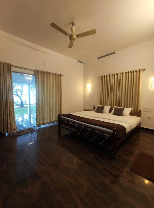 Riveria Portico - River Side 6 Bedroom Private Pool Bungalow North Paravur Exteriér fotografie